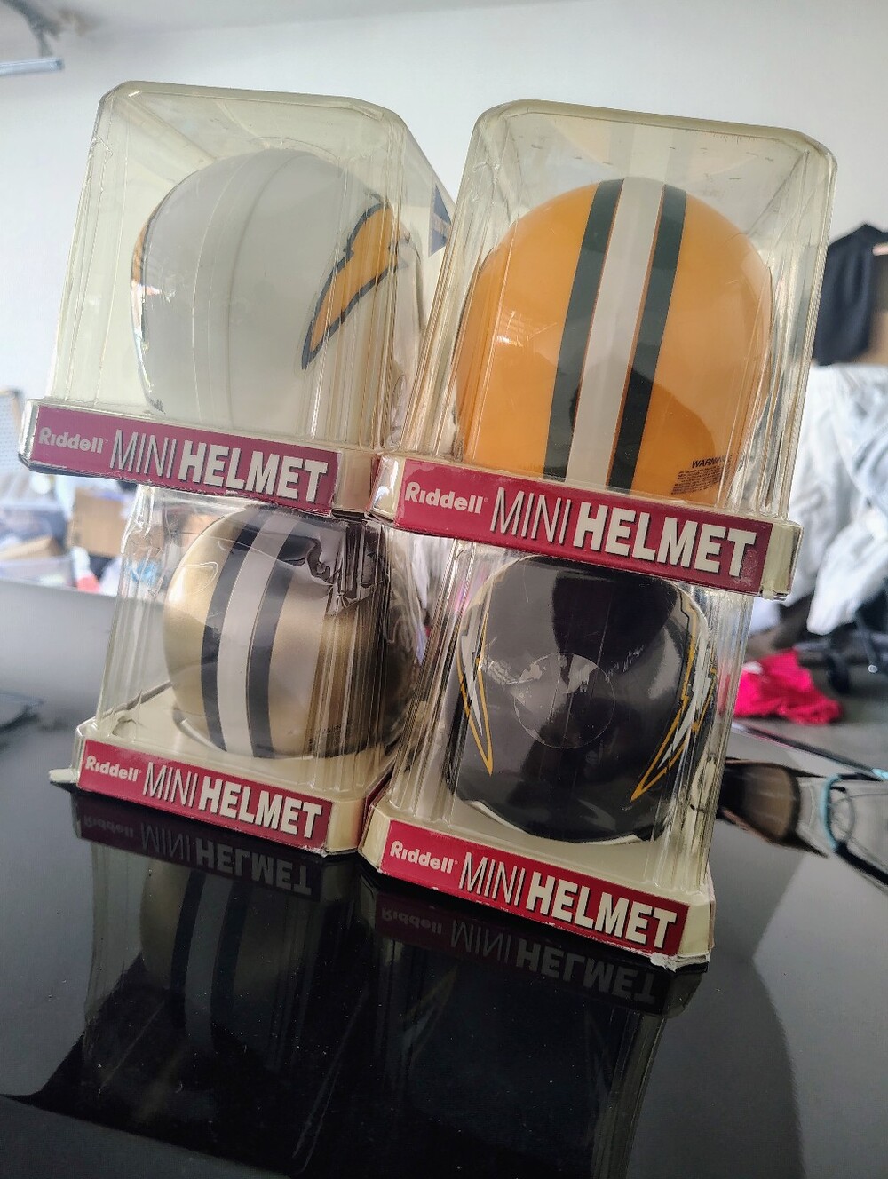 Riddell Mini Helmet Set - Yellow, Black, White, Gold Accents